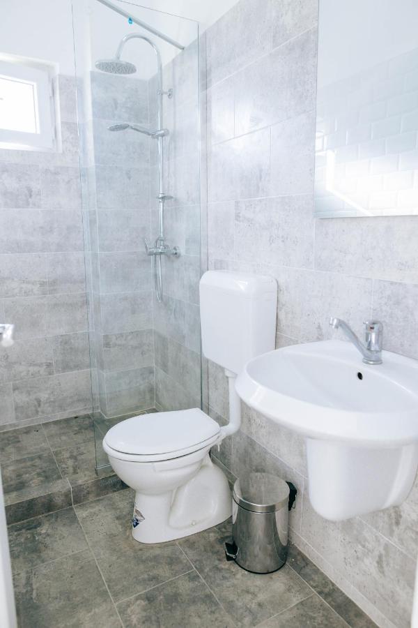 Neva Apartments Făgăraş Kültér fotó